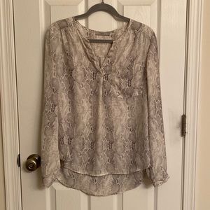 Dalia Black White Print Long Sleeve Classic Blouse HiLo Hem Polyester Size Large